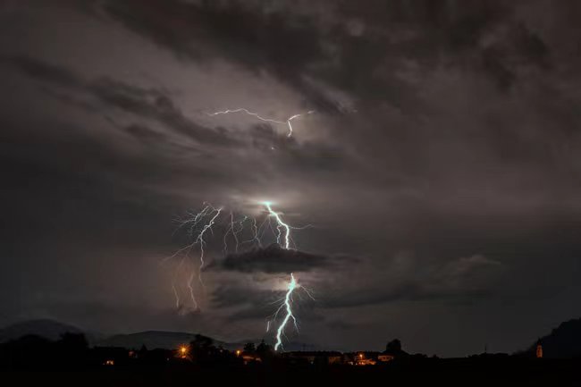 夏季防雷电小知识